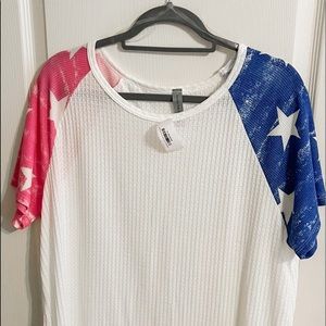 NWT PATRIOTIC TEE